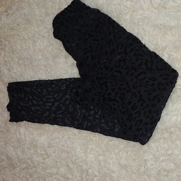 Animal Print Sheer Leggings - Picture 2 of 6